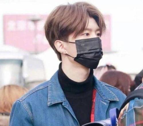 娱乐圈大爆料范丞丞,揭秘明星背后的故事 第3张 娱乐圈大爆料范丞丞,揭秘明星背后的故事 第3张